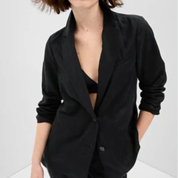 GAP SoftSuit Blazer - Black - Small Petite - Picture 2 of 5